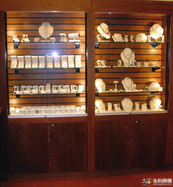 家居珠宝玻璃展柜设计图赏析 从第5张看奢华与收纳的艺术